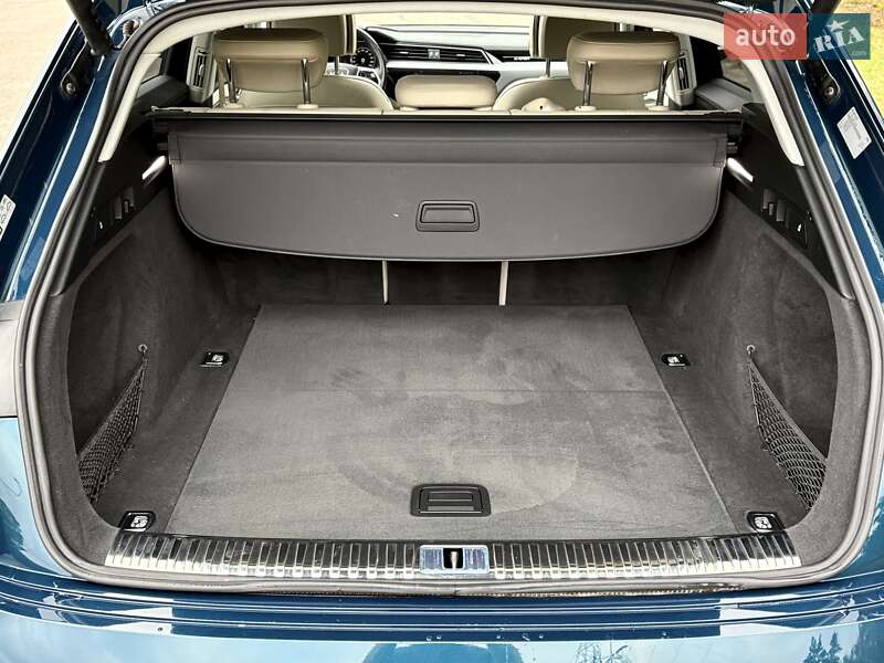 Позашляховик / Кросовер Audi e-tron 2021 в Києві