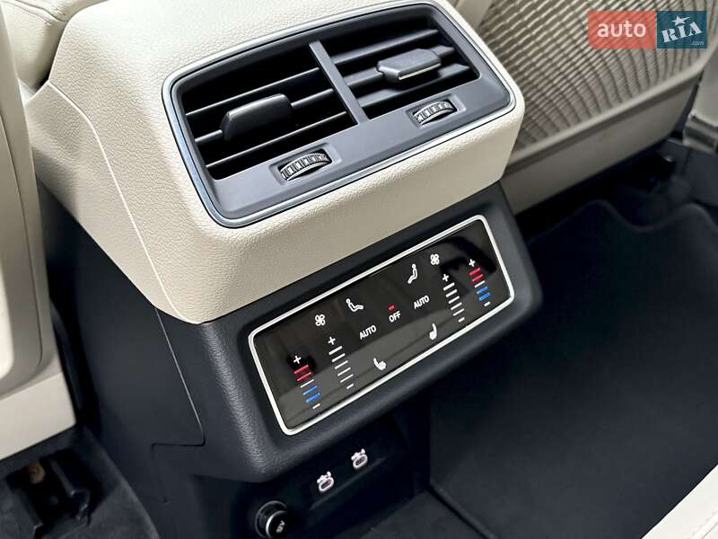 Позашляховик / Кросовер Audi e-tron 2021 в Києві