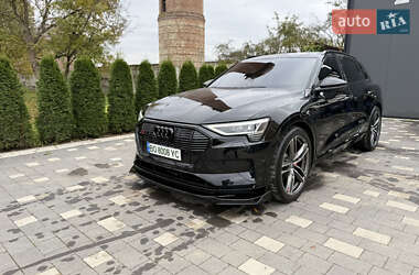 Позашляховик / Кросовер Audi e-tron 2020 в 