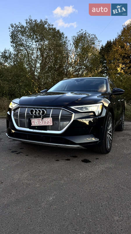 Позашляховик / Кросовер Audi e-tron 2019 в Львові