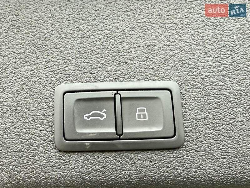 Внедорожник / Кроссовер Audi e-tron 2021 в Коломые