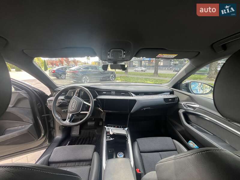 Позашляховик / Кросовер Audi e-tron 2023 в Ужгороді фото 12 Позашляховик / Кросовер Audi e-tron 2023 в Ужгороді