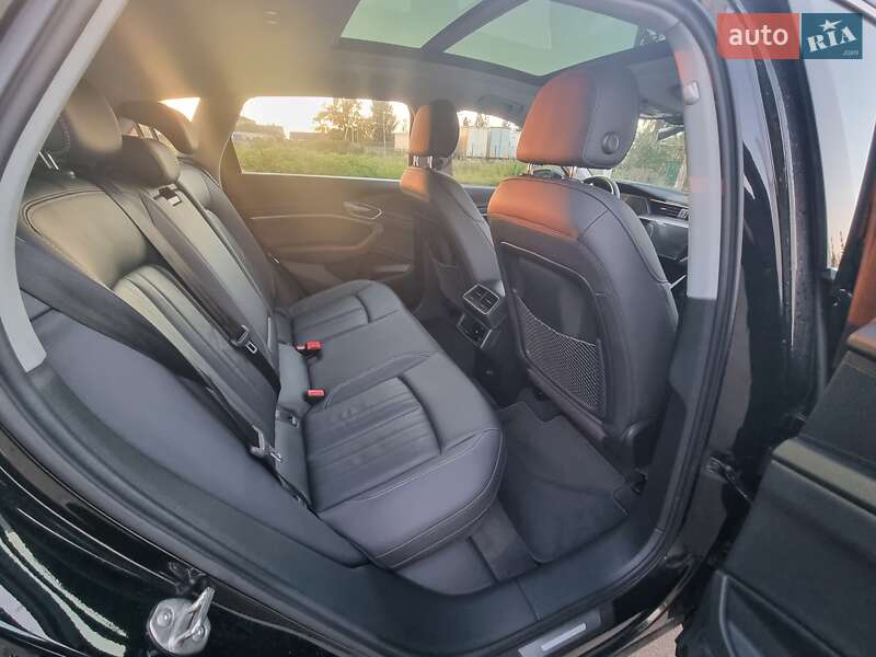 Позашляховик / Кросовер Audi e-tron 2021 в Коломиї