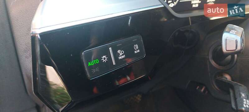 Внедорожник / Кроссовер Audi e-tron 2019 в Тячеве фото 2 Внедорожник / Кроссовер Audi e-tron 2019 в Тячеве