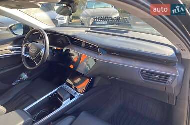 Позашляховик / Кросовер Audi e-tron 2019 в Львові