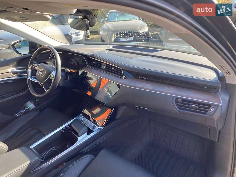 Внедорожник / Кроссовер Audi e-tron 2019 в Львове фото 9 Внедорожник / Кроссовер Audi e-tron 2019 в Львове
