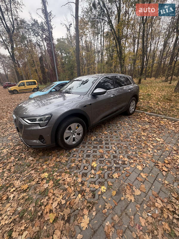 Позашляховик / Кросовер Audi e-tron 2021 в Харкові фото 2 Позашляховик / Кросовер Audi e-tron 2021 в Харкові