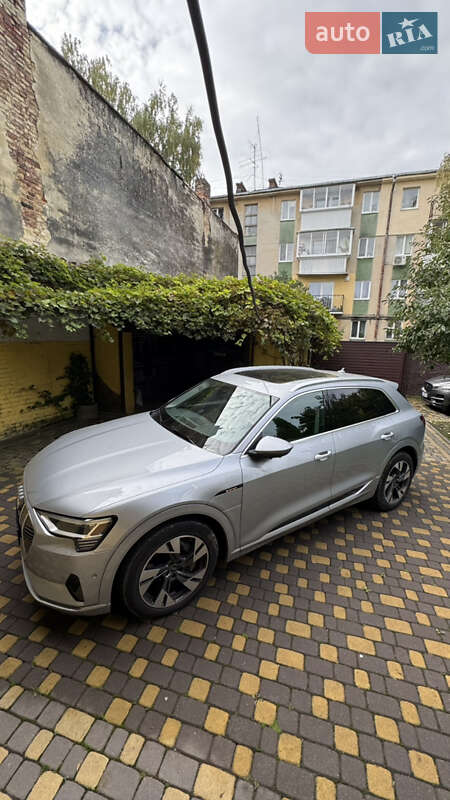 Позашляховик / Кросовер Audi e-tron 2022 в Львові фото 2 Позашляховик / Кросовер Audi e-tron 2022 в Львові