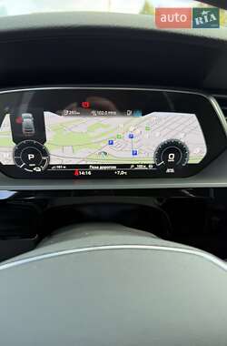 Позашляховик / Кросовер Audi e-tron 2022 в  фото 36 Позашляховик / Кросовер Audi e-tron 2022 в