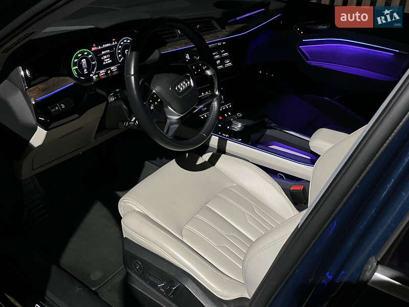 Позашляховик / Кросовер Audi e-tron 2019 в Івано-Франківську фото 21 Позашляховик / Кросовер Audi e-tron 2019 в Івано-Франківську