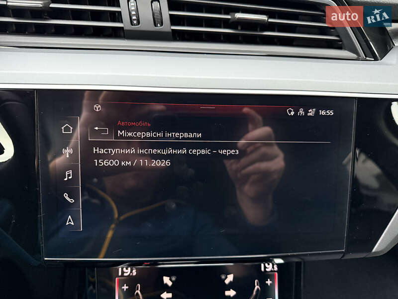 Позашляховик / Кросовер Audi e-tron 2022 в Луцьку
