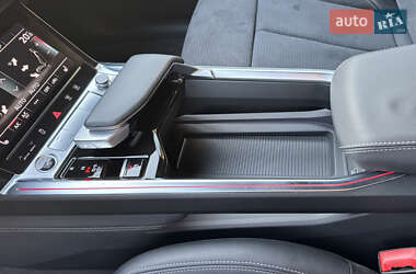 Позашляховик / Кросовер Audi e-tron 2022 в  фото 55 Позашляховик / Кросовер Audi e-tron 2022 в