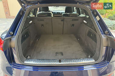 Позашляховик / Кросовер Audi e-tron 2022 в  фото 86 Позашляховик / Кросовер Audi e-tron 2022 в