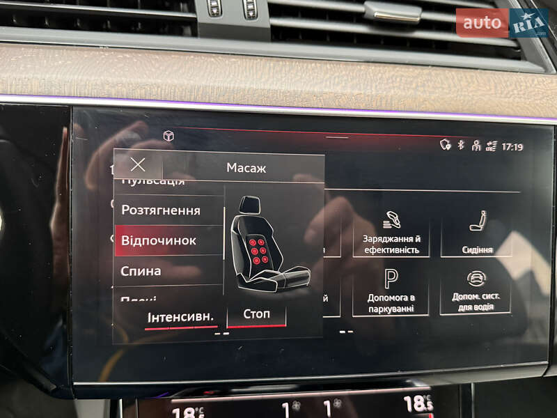 Позашляховик / Кросовер Audi e-tron 2022 в Луцьку