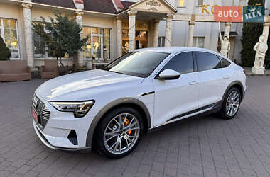 Позашляховик / Кросовер Audi e-tron 2023 в Хмельницькому