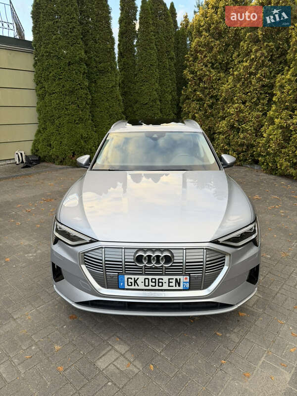 Позашляховик / Кросовер Audi e-tron 2023 в Львові