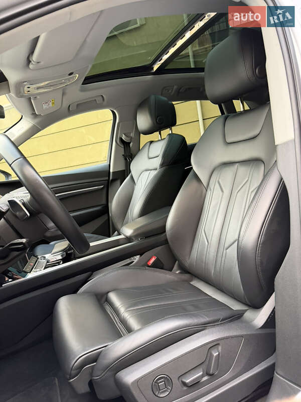 Позашляховик / Кросовер Audi e-tron 2023 в Львові