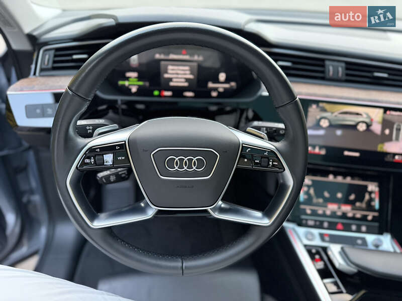 Позашляховик / Кросовер Audi e-tron 2023 в Львові
