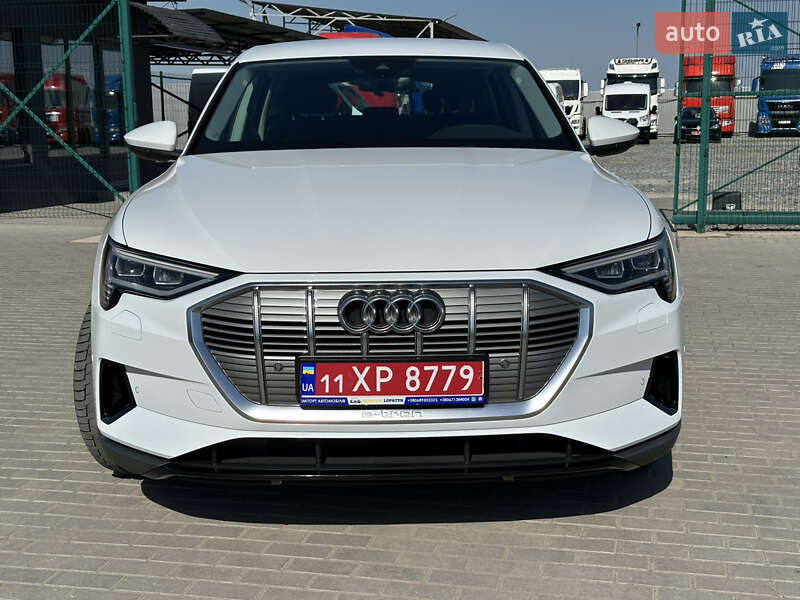 Внедорожник / Кроссовер Audi e-tron 2020 в Лопатине фото 2 Внедорожник / Кроссовер Audi e-tron 2020 в Лопатине