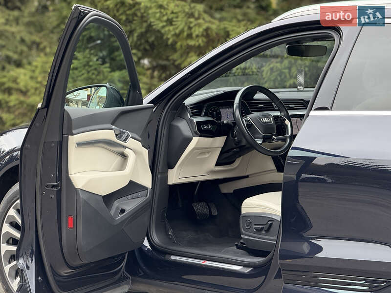Внедорожник / Кроссовер Audi e-tron 2021 в Тернополе