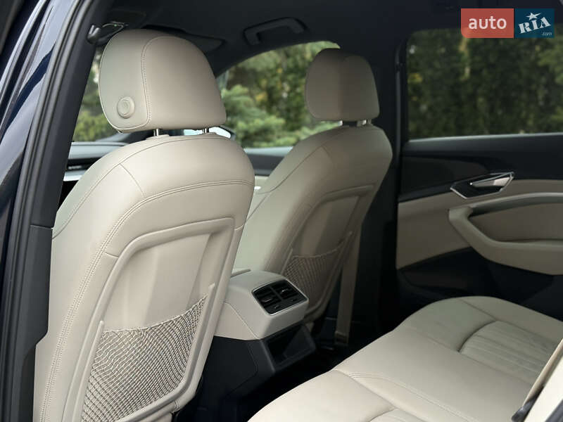 Внедорожник / Кроссовер Audi e-tron 2021 в Тернополе