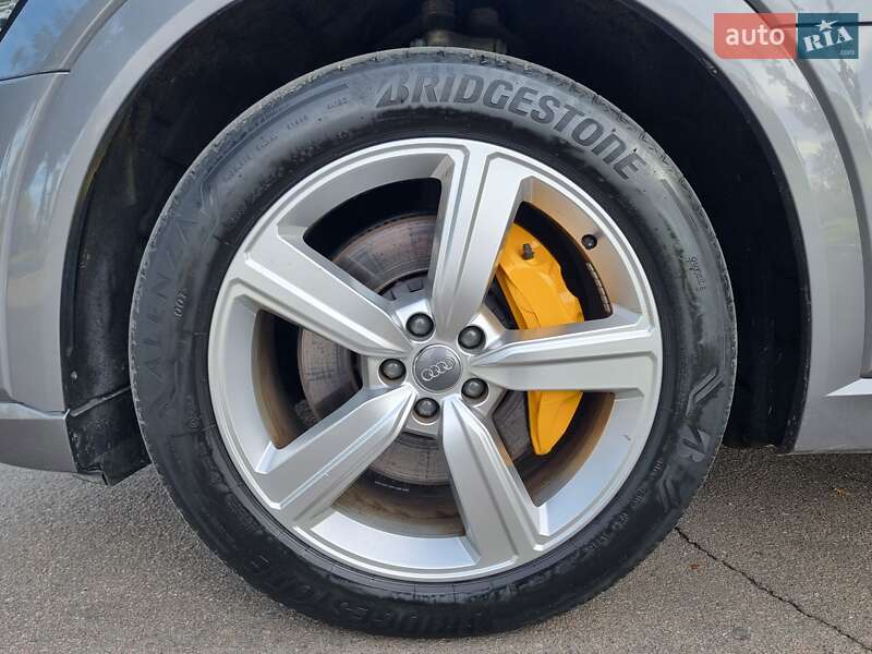 Внедорожник / Кроссовер Audi e-tron 2020 в Коломые фото 12 Внедорожник / Кроссовер Audi e-tron 2020 в Коломые