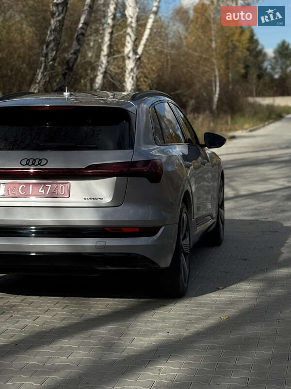 Позашляховик / Кросовер Audi e-tron 2022 в Львові фото 20 Позашляховик / Кросовер Audi e-tron 2022 в Львові