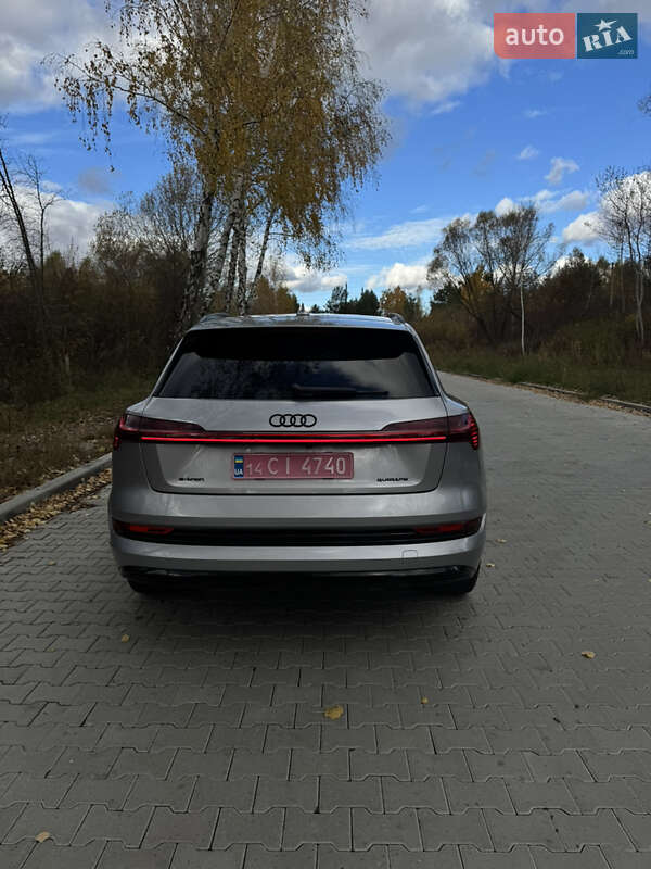 Позашляховик / Кросовер Audi e-tron 2022 в Львові фото 44 Позашляховик / Кросовер Audi e-tron 2022 в Львові