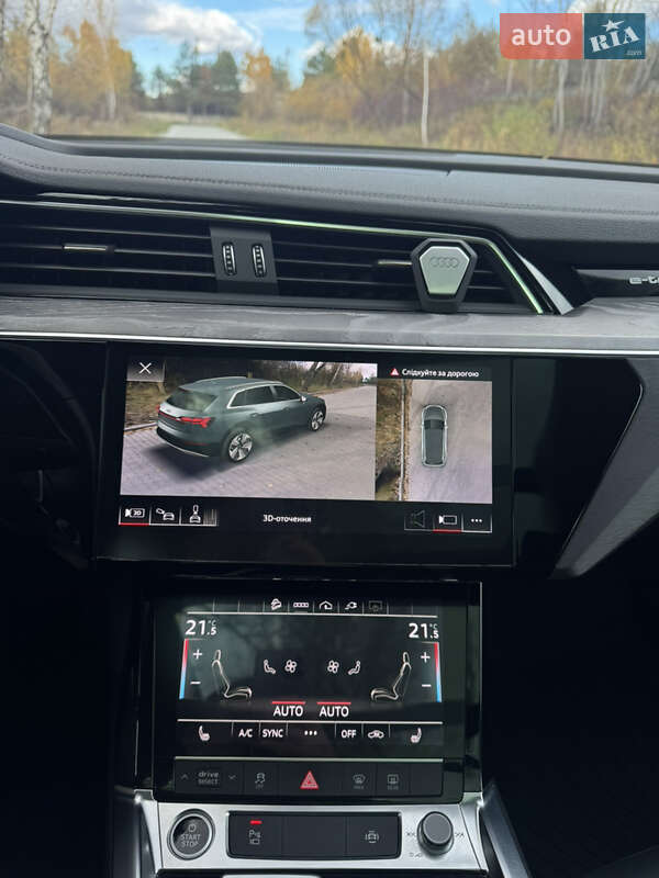 Позашляховик / Кросовер Audi e-tron 2022 в Львові фото 56 Позашляховик / Кросовер Audi e-tron 2022 в Львові