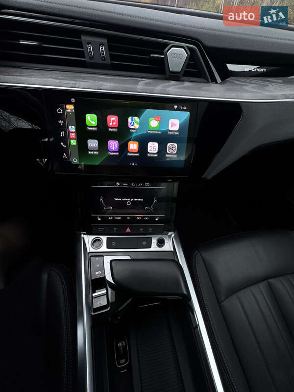 Позашляховик / Кросовер Audi e-tron 2022 в Львові фото 67 Позашляховик / Кросовер Audi e-tron 2022 в Львові