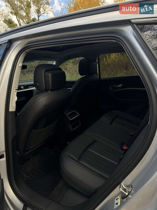 Позашляховик / Кросовер Audi e-tron 2022 в Львові фото 86 Позашляховик / Кросовер Audi e-tron 2022 в Львові