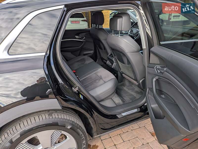 Позашляховик / Кросовер Audi e-tron 2022 в Луцьку фото 37 Позашляховик / Кросовер Audi e-tron 2022 в Луцьку
