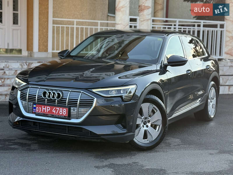 Внедорожник / Кроссовер Audi e-tron 2021 в Тернополе