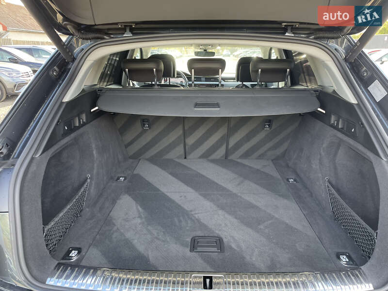 Позашляховик / Кросовер Audi e-tron 2022 в Луцьку