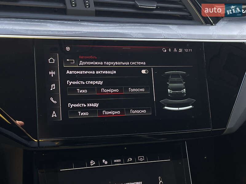 Позашляховик / Кросовер Audi e-tron 2022 в Луцьку