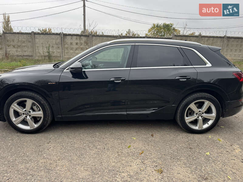 Позашляховик / Кросовер Audi e-tron 2019 в Одесі