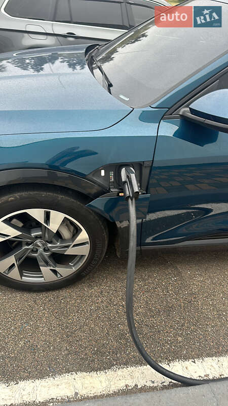 Позашляховик / Кросовер Audi e-tron 2019 в Харкові фото 4 Позашляховик / Кросовер Audi e-tron 2019 в Харкові