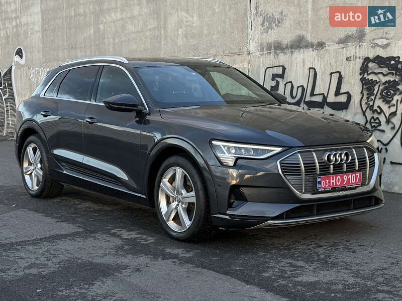 Позашляховик / Кросовер Audi e-tron 2020 в Львові фото 15 Позашляховик / Кросовер Audi e-tron 2020 в Львові