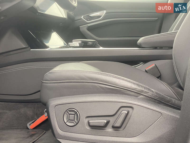 Внедорожник / Кроссовер Audi e-tron 2020 в Луцке