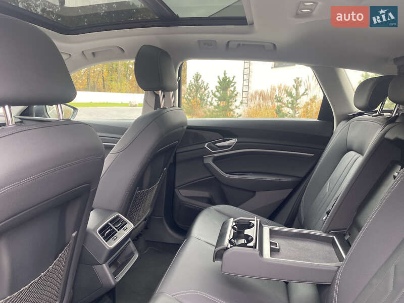 Внедорожник / Кроссовер Audi e-tron 2020 в Луцке