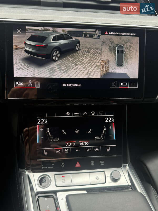 Позашляховик / Кросовер Audi e-tron 2022 в Іршаві