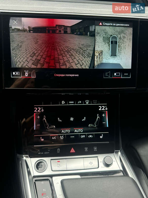 Позашляховик / Кросовер Audi e-tron 2022 в Іршаві