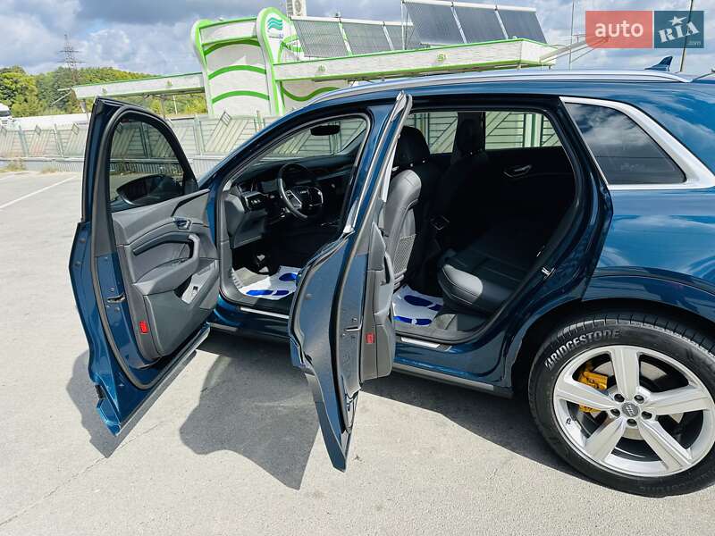 Внедорожник / Кроссовер Audi e-tron 2019 в Тернополе