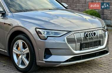 Внедорожник / Кроссовер Audi e-tron 2019 в Ровно