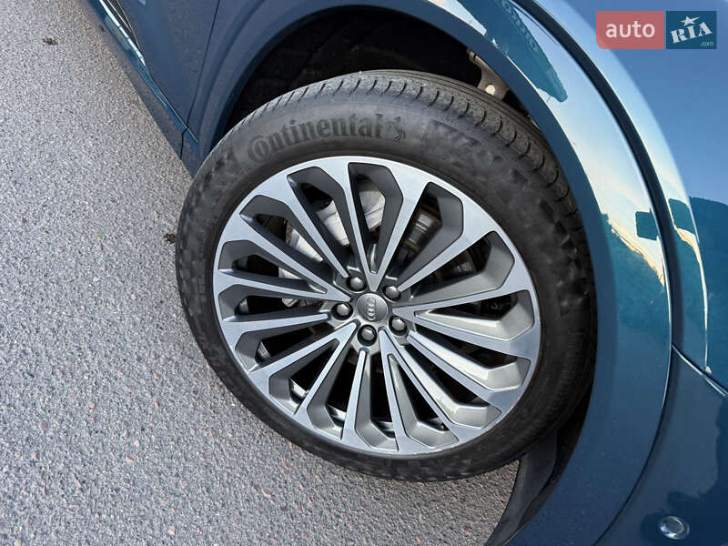 Позашляховик / Кросовер Audi e-tron 2020 в Львові фото 7 Позашляховик / Кросовер Audi e-tron 2020 в Львові