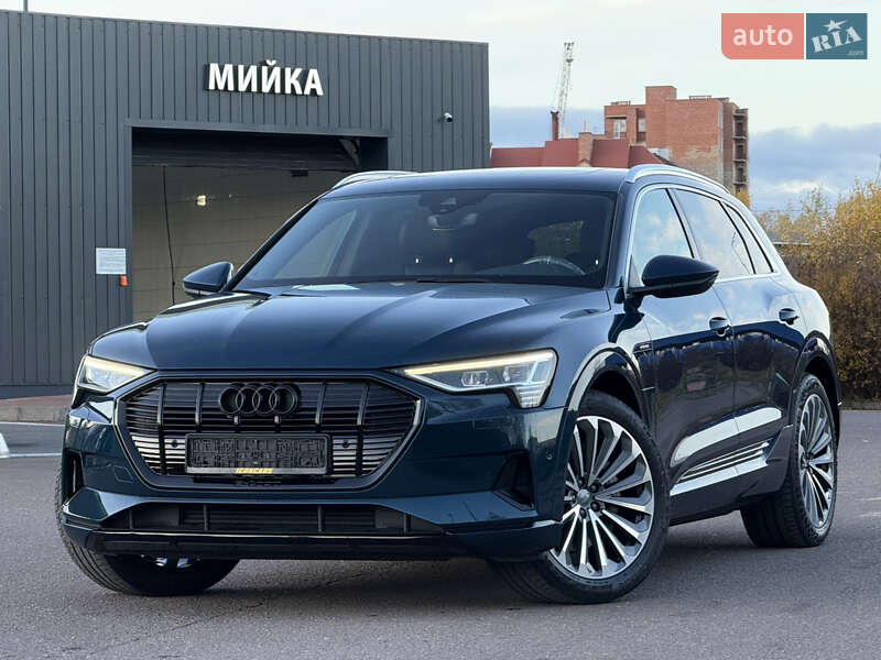Позашляховик / Кросовер Audi e-tron 2020 в Львові фото 12 Позашляховик / Кросовер Audi e-tron 2020 в Львові
