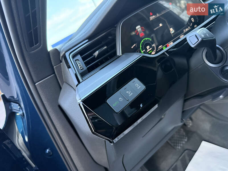 Позашляховик / Кросовер Audi e-tron 2020 в Львові фото 48 Позашляховик / Кросовер Audi e-tron 2020 в Львові