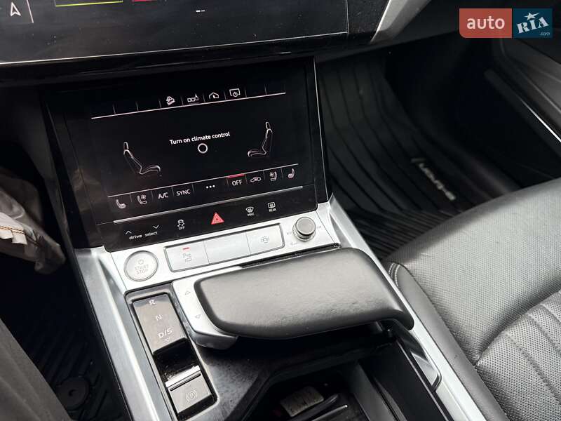 Позашляховик / Кросовер Audi e-tron 2019 в Львові