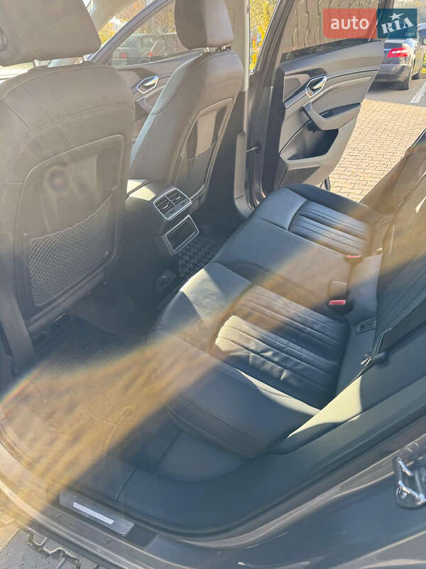 Внедорожник / Кроссовер Audi e-tron 2019 в Черновцах