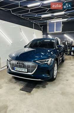 Внедорожник / Кроссовер Audi e-tron 2019 в Тернополе